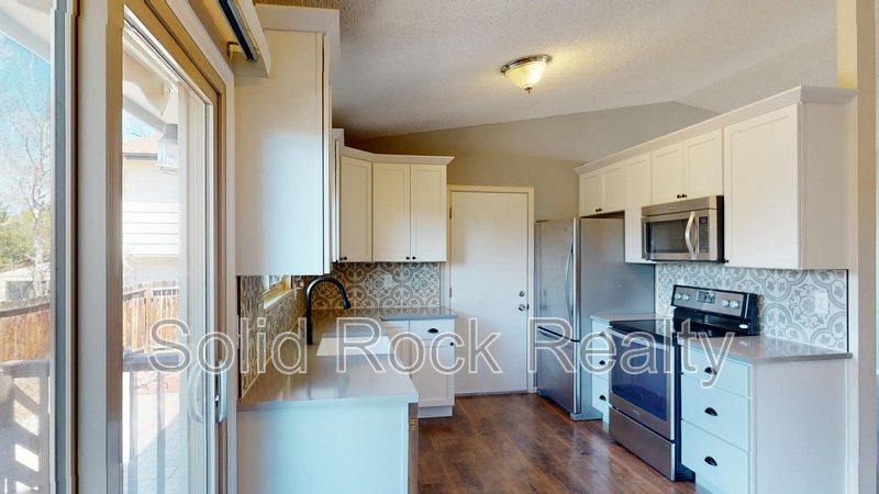 2465 Ptarmigan Lane property image