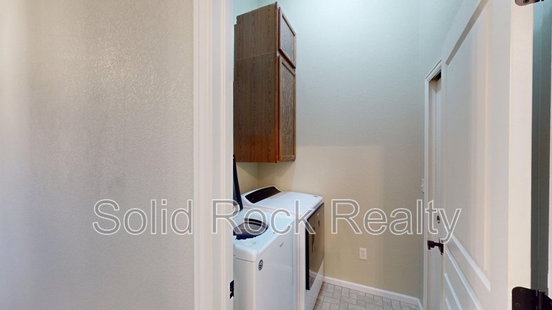 2018 Phillips Alley property image