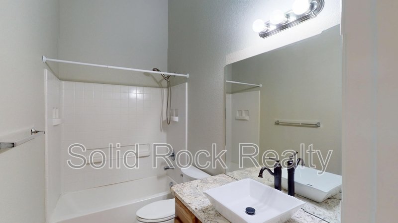 2018 Phillips Alley property image