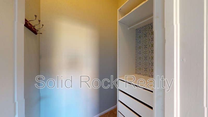 2018 Phillips Alley property image