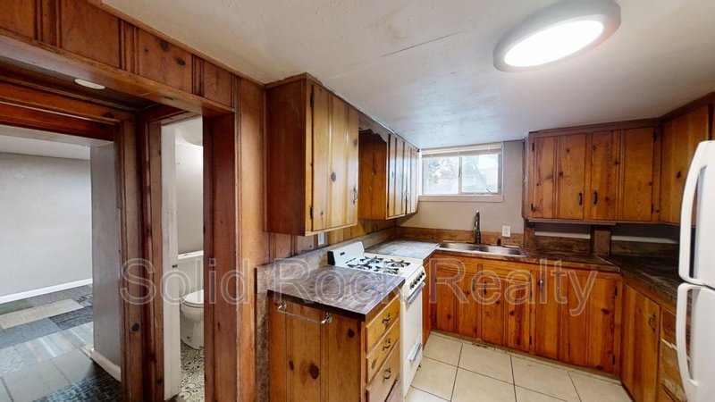 1520 East Pikes Peak Avenue - B property image