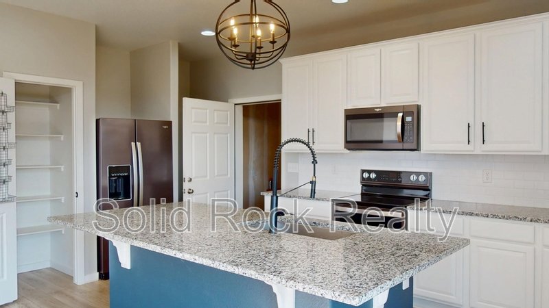 9212 Turlough Heights property image