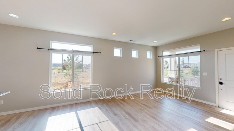 9212 Turlough Heights property image