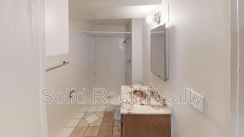 2419-1 East Monument Street property image