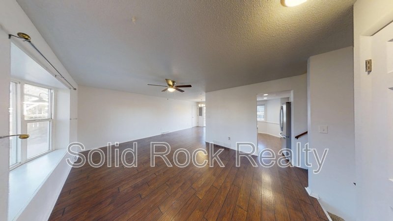 4811 Villa Circle property image
