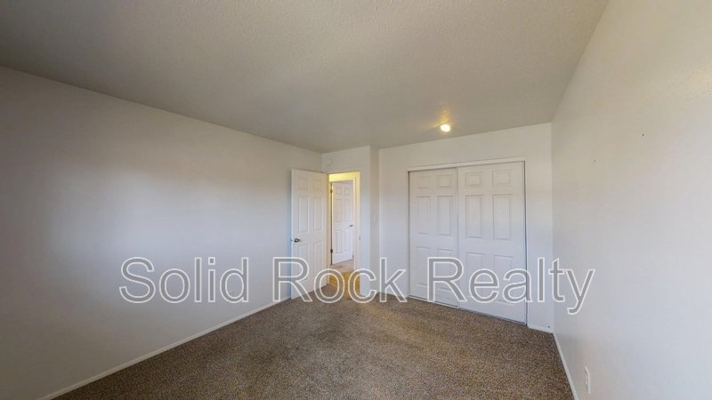 4811 Villa Circle property image