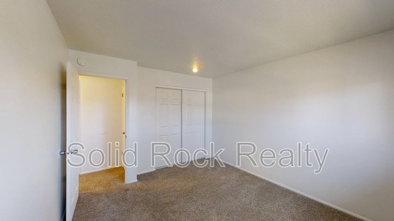 4811 Villa Circle property image