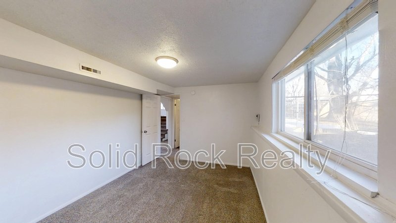 4811 Villa Circle property image