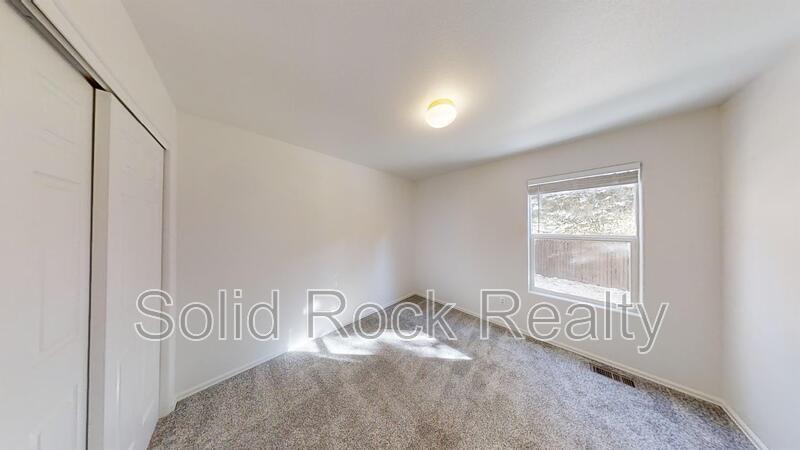 4913 Leland Point property image