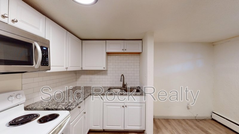 1411 South Corona Avenue 3 property image