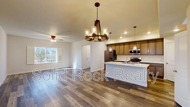 7654 Sun Shimmer View property image