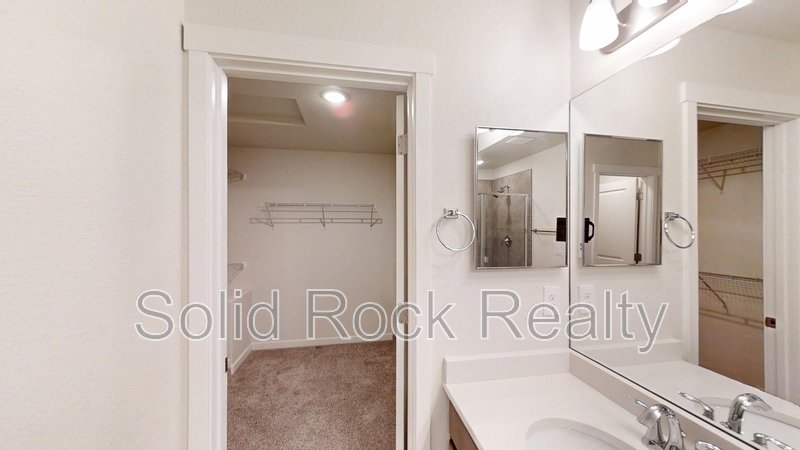 7654 Sun Shimmer View property image