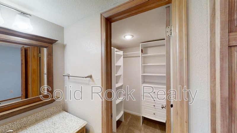 2114 Sable Chase Drive property image