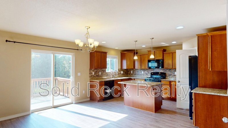 3821 Reindeer Circle property image